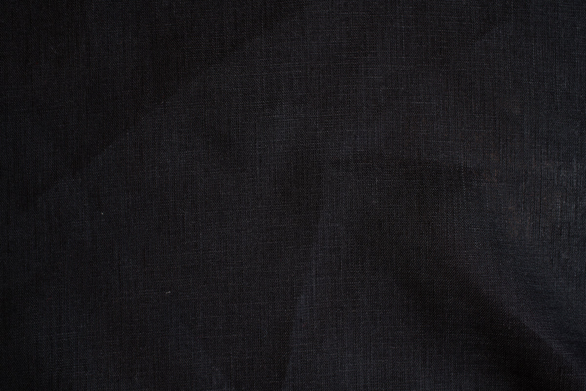 Black 3.5 oz  Linen