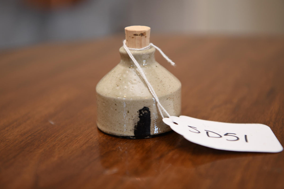 Stoneware Inkwell | SD51