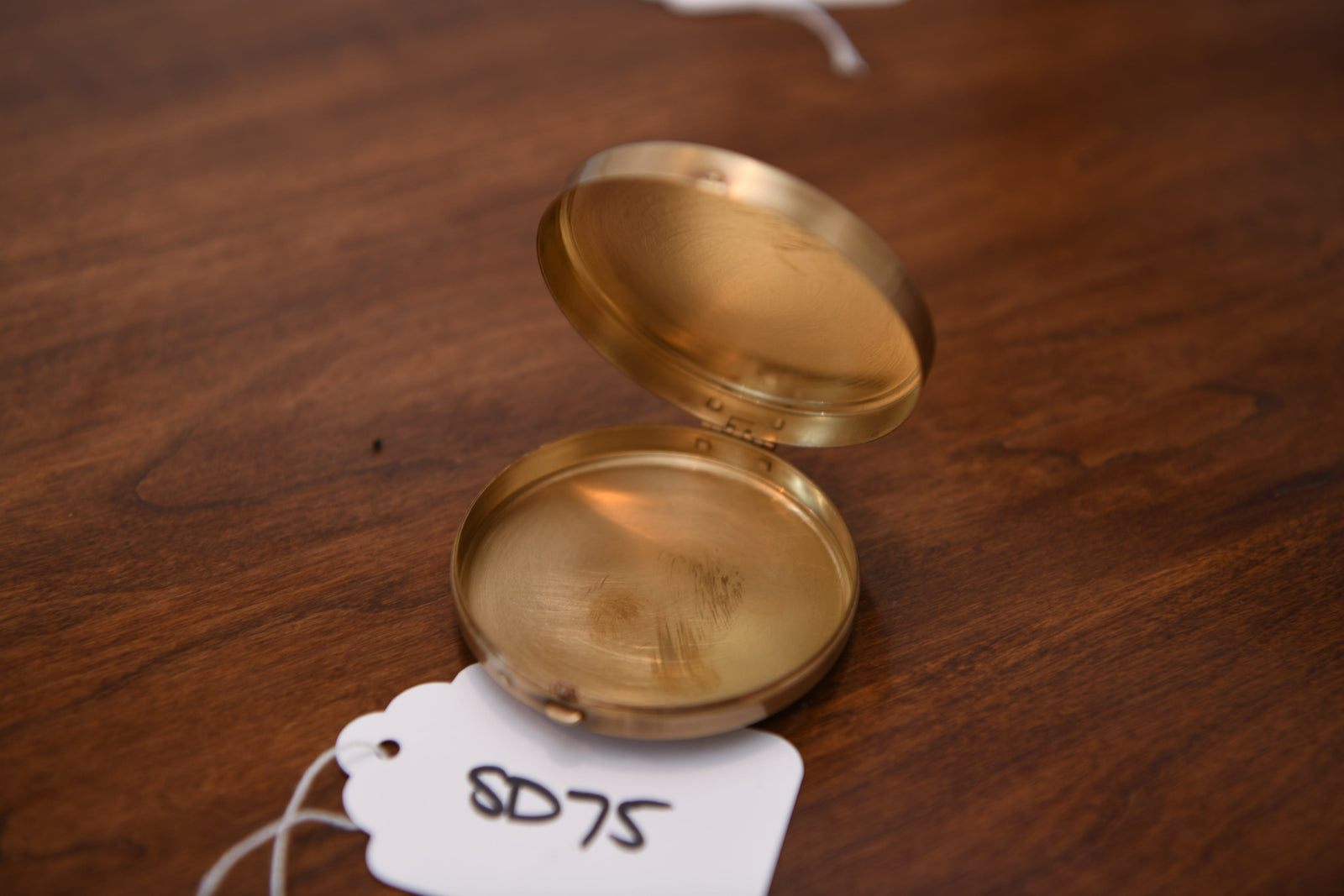 Round Brass tin | SD75