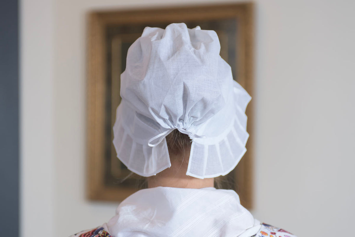 Long Pleated Linen Organdy Cap