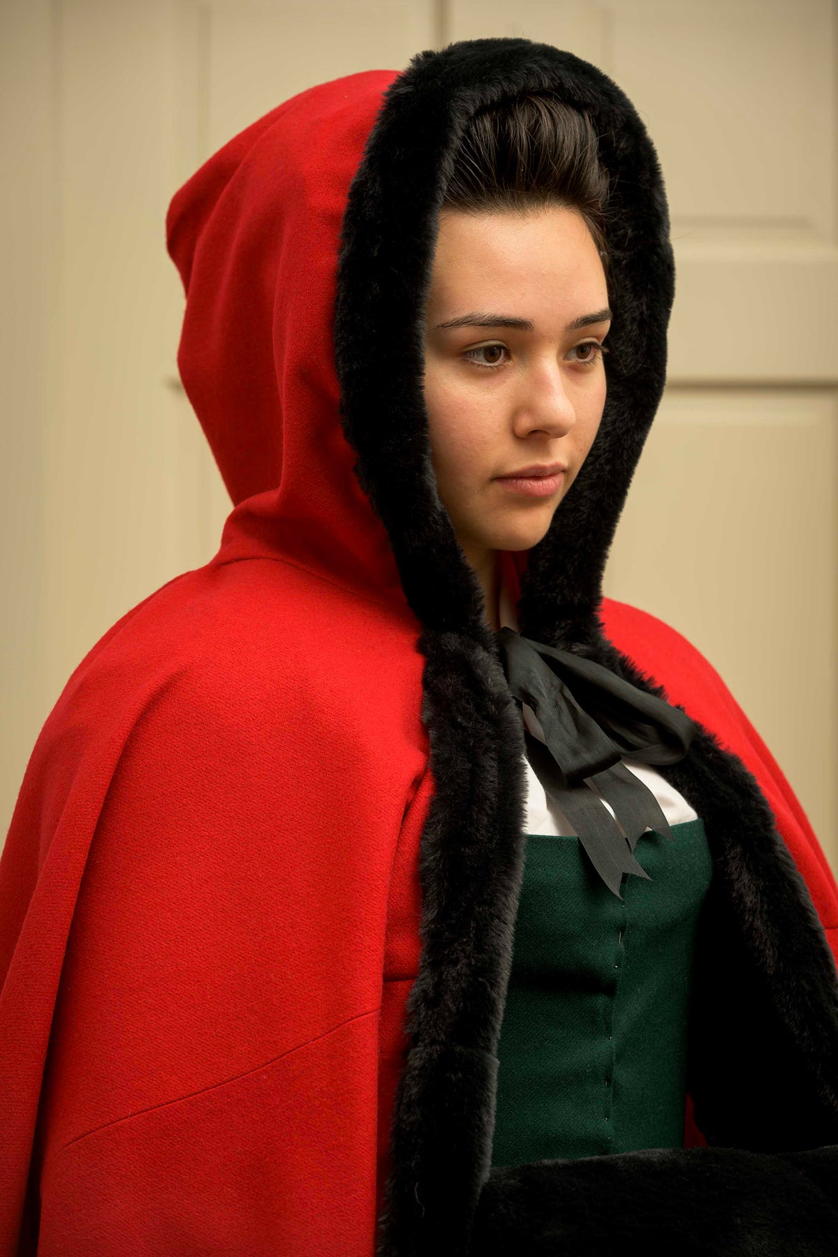 Fur Trimmed Cloak | Red