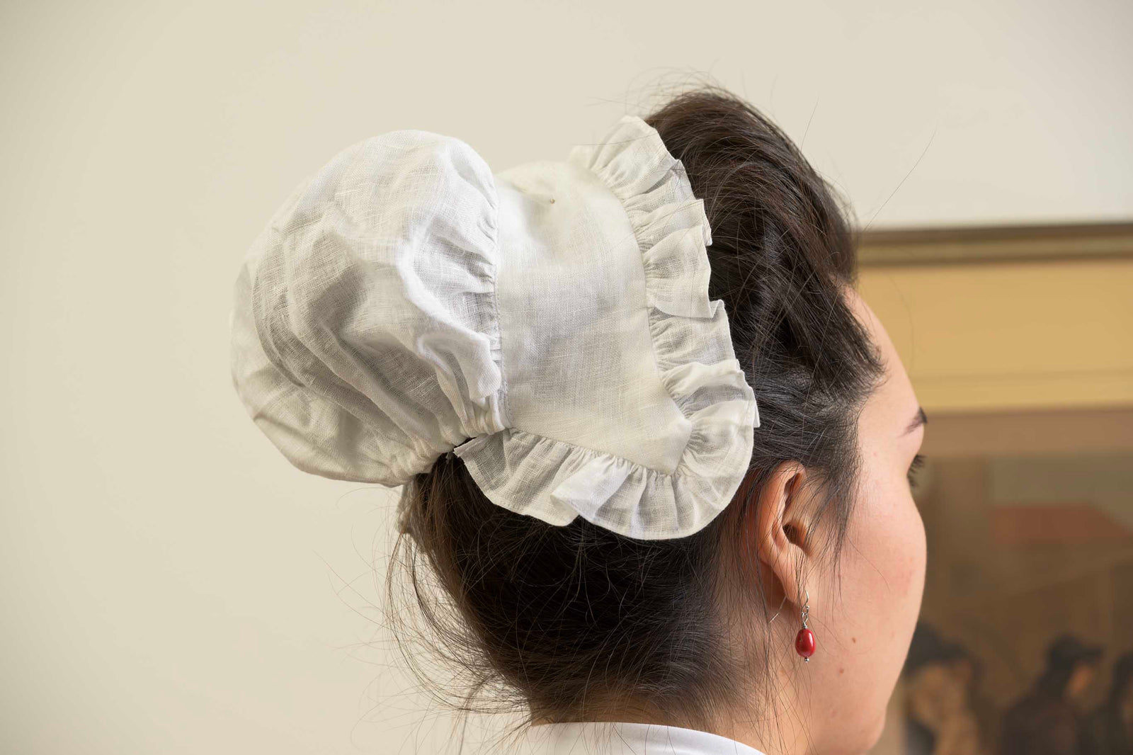 Small Gathered Linen Cap