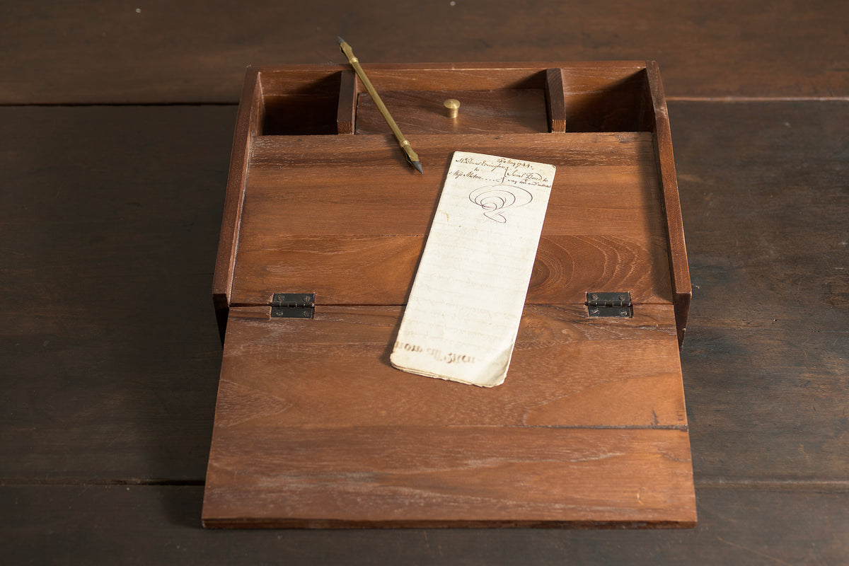 Bureau d&#39;écriture dépliable