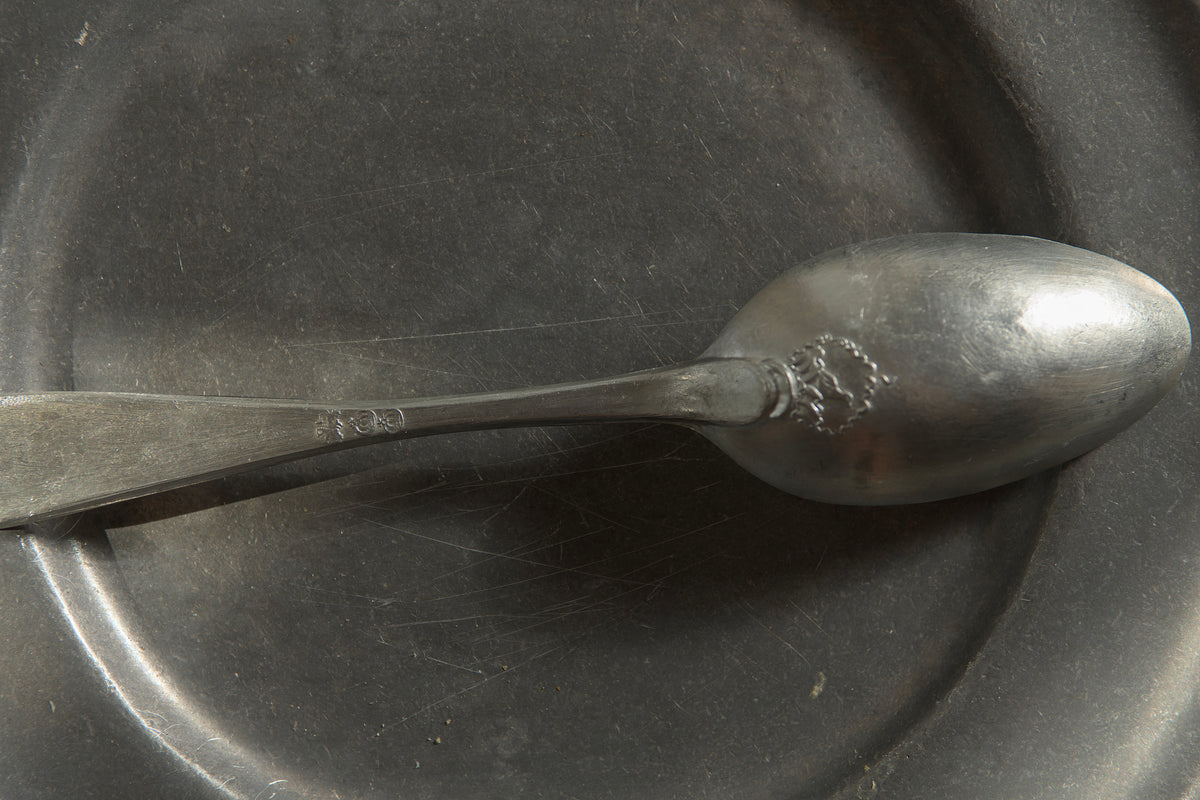 Bird&#39;s Nest Pewter Spoon